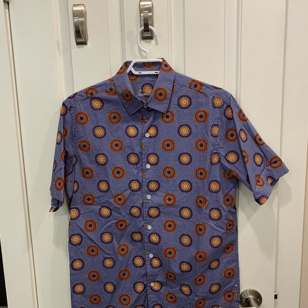 Men’s Used Tasso Elba Blue and Orange Patterned Casual Shirt